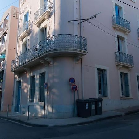 Emile Zola - Grand Appartement Proche Gare Et Polygone - Parking Gratuit- Béziers Eksteriør billede