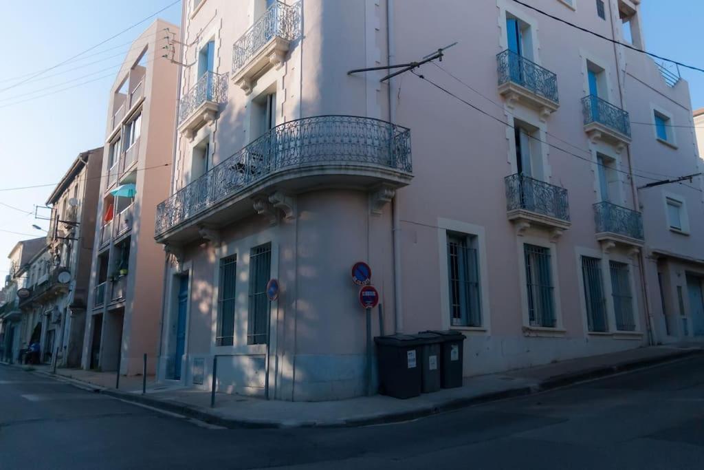 Emile Zola - Grand Appartement Proche Gare Et Polygone - Parking Gratuit- Béziers Eksteriør billede
